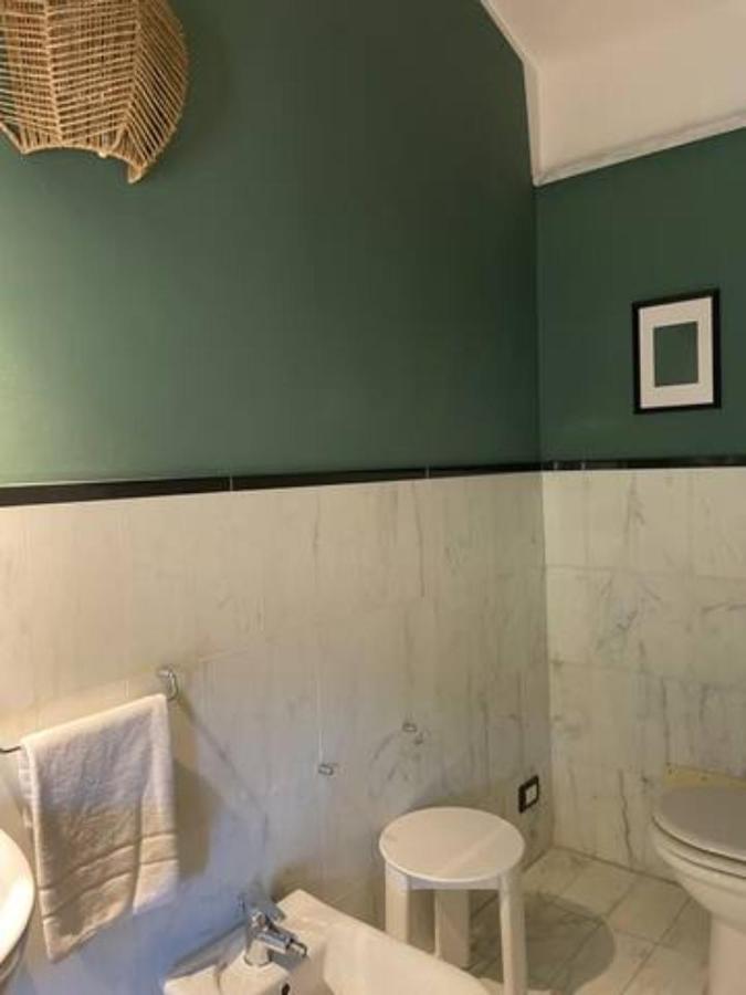 Confortevole Camera Matrimoniale A 500 Mt Dal Mare Marina Di Carrara Ngoại thất bức ảnh